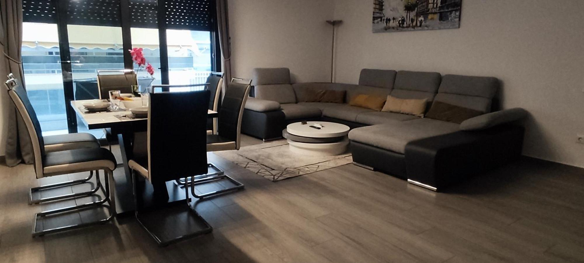 Fabilicious Suites - 2 Apartments- Romantic Jacuzzi & Spacious Family Comfort 雅典 外观 照片